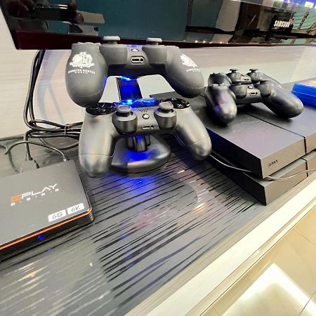Tcvila 12Pax Neartc Dinosaurland Pooltable, Netflix Kuantan Luaran gambar